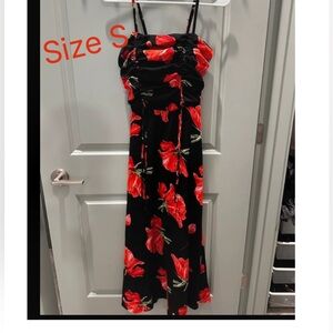 Maxi Dress Size S, Excel. . Cobd.